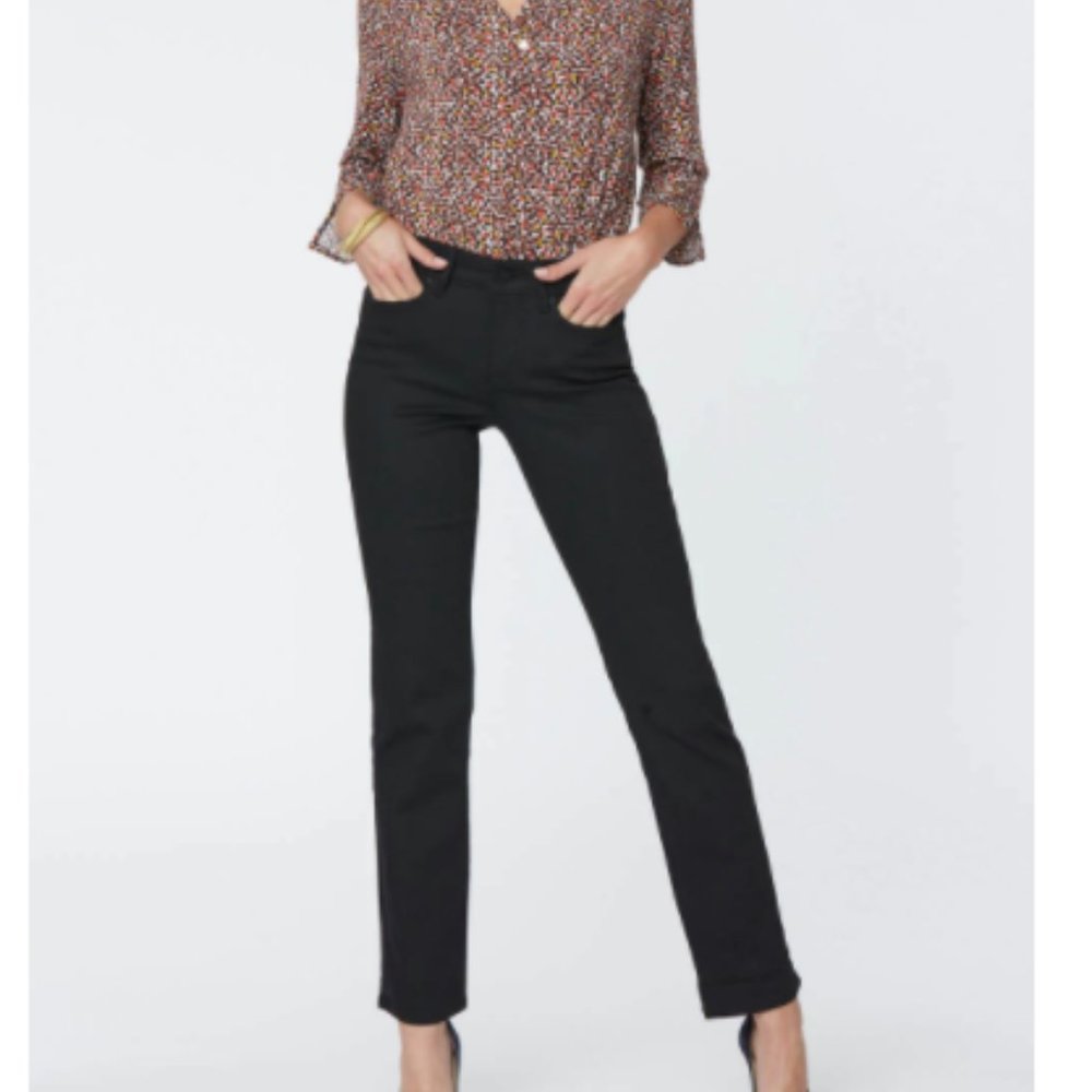 NWT - NYDJ Marilyn straight leg jeans - black